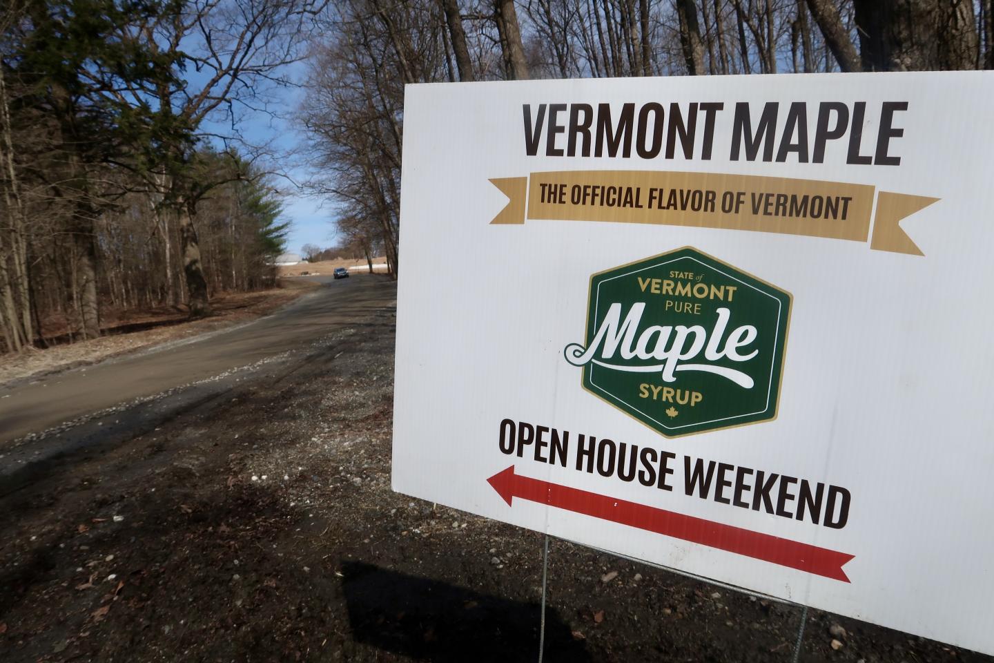 Maple Open House Weekend sign